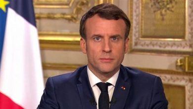 Photo of ماكرون يصل ليلاً إلى بيروت