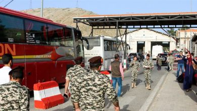 Photo of لبنان منكوب اقتصادياً.. وسلع “مدعومة” تهرب إلى سوريا