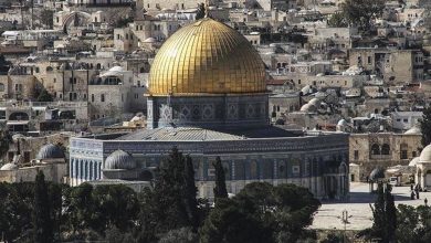 Photo of مستوطنون يقتحمون الأقصى بعد منع السلطات الإسرائيلية إغلاقه