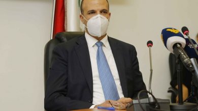 Photo of “كورونا”… وزيرُ الصحة يدعو الى الإقفال التام لأسبوعين