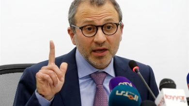 Photo of رسالةٌ من باسيل الى “الميليشيا”… “ميشال عون ما بينكسر”