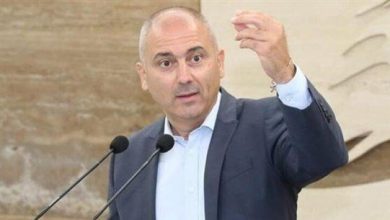 Photo of محفوض: لن نكون بخير طالما عملاء إيران وسوريا يسرحون ويمرحون بيننا