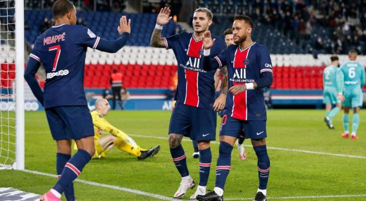 Photo of موجز الصباح: عودة الدوري اللبناني، سداسية لباريس سان جيرمان والليكرز يفوز مجدداً
