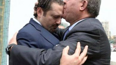 Photo of أم زهير لأبو صالح: حاج بقا طرش حكي عـ”تاج راسنا”