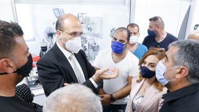Photo of دهم مستودعين في المطيلب والكرنتينا… وهذا ما قاله وزير الصحة!