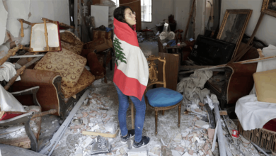 Photo of “فورين بوليسي”: تأليف الحكومة يقف بوجه المساعدات وإعمار بيروت.. وفرنسا على الخط