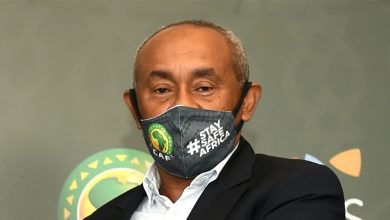 Photo of إصابة رئيس الإتحاد الإفريقي لكرة القدم بـ”كورونا”.. والحجر في القاهرة!