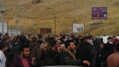 Photo of قطع طريق ضهر البيدر من قبل أهالي مخطوف