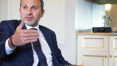 Photo of وول ستريت جورنال: إدارة ترامب تفرض اليوم عقوبات على باسيل لعلاقته بحزب الله