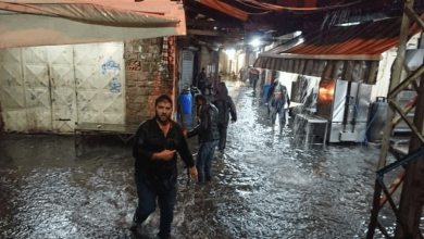 Photo of بلدية الميناء تفتح الاقنية والمجارير بعد تكوّن مستنقعات مياه بسبب الامطار (صور)