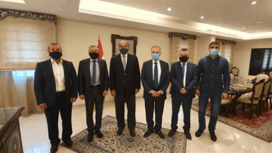 Photo of الخطيب زار السفارة السورية معزيا بالمعلم بتكليف من باسيل