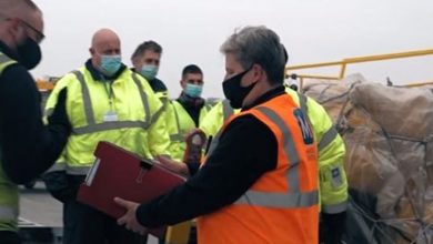 Photo of بالفيديو: وصول لقاح “سبوتنيك V” إلى أول دولة أوروبية