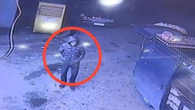 Photo of سرقة هاتف ومبلغ من المال من داخل فان لتوزيع الخبز
