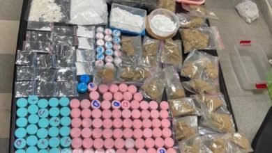 Photo of في تحويطة الغدير.. توقيف أحد تجار المخدرات ودهم منزله وضبط كمية كبيرة منها!
