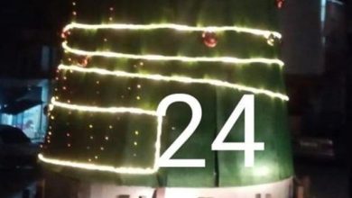 Photo of بعد إحراقها… إضاءة شجرة الميلاد في سير الضنية