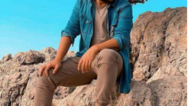 Photo of بالفيديو – والدة ناصيف زيتون تضعه في موقف محرج… وردّ فعله طريف