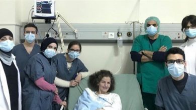 Photo of قصة أمل: الممرضة جويس أصيبت بكورونا ووضعت على جهاز تنفس.. وتعافت! (صورة)