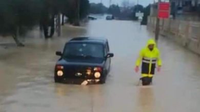 Photo of إنقاذ مواطنين احتجزوا داخل سياراتهم بين بشمزين وكفرحزير