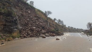 Photo of انزلاق جزء من جبل في بلدة النورا – عكار (صورة)