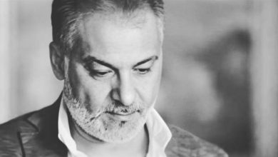Photo of وصفه بـ”الندل”.. صديق حاتم علي الكاتب الشهير يشنّ هجوماً حاداً عليه