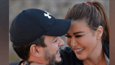 Photo of خطيب نادين الراسي يمشط شعرها.. وهكذا علقت (صورة)