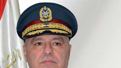 Photo of قائد الجيش عرض علاقات التعاون بين الجيش واليونيفل مع دل كول