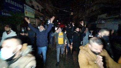 Photo of بالصور: تظاهرات في صيدا تضامنا مع طرابلس