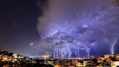 Photo of العاصفة تصل بعد الظهر والثلوج تلامس الـ600 متر!