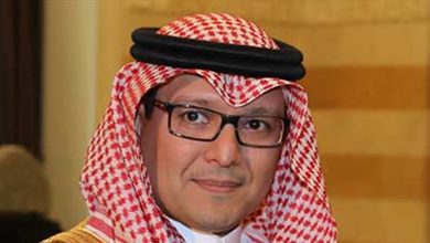 Photo of بخاري يستعرض مع زواره أبرز المستجدات