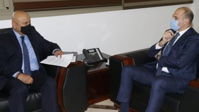 Photo of إجتماع بين حسن ومسؤولي البنك الدولي.. هذا ما تطرق إليه البحث