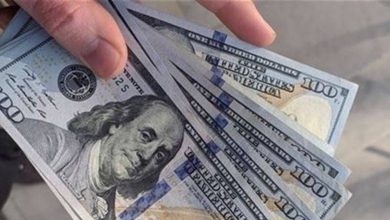 Photo of الدولار “يرتفع” من جديد في السوق الموازية.. إليكم سعر مساء اليوم
