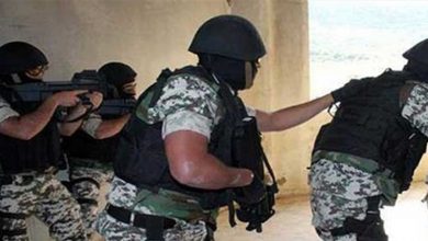 Photo of الإشتباه بشخص يتجول بطريقة مشبوهة ويقوم بالتصوير.. ما القصة؟