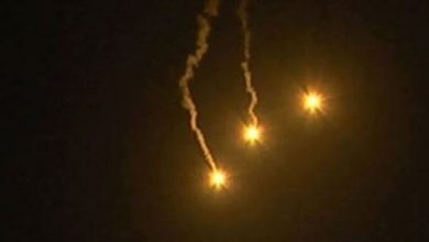 Photo of العدو الاسرائيلي يلقي قنابل مضيئة مقابل رأس الناقورة.. هذا ما أعلنه الجيش