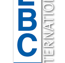 Photo of شقيق مذيعة LBCI إلى الغناء.. شاهدوا الفيديو