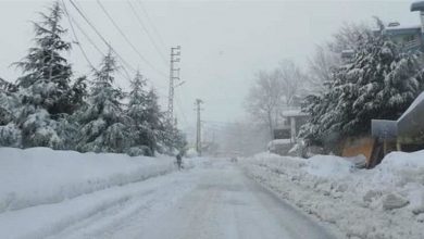 Photo of طرقات مقطوعة بسبب الثلوج.. لا تسلكوها