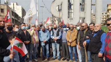 Photo of العسكريون المتقاعدون يتضامنون مع قائد الجيش (صور)