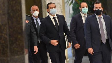 Photo of “حل الأزمة” بتسوية قد يلوحُ في الأفق.. والحريري “باقٍ”