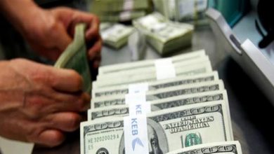 Photo of بعد تقلبات أمس في السوق السوداء .. هكذا افتتح الدولار صباح اليوم