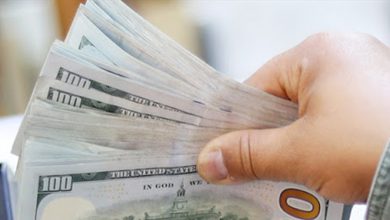 Photo of بعد تراجعه أمس.. كيف افتتح الدولار اليوم في السوق الموازية؟