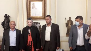 Photo of الراعي يبحث مع وفد من لجنة متابعة من مزارعين الازمة المستجدة مع السعودية