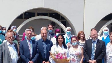 Photo of مستشفى رفيق الحريري كرم مارتن وكتانة وغلاييني لمشاركتهم في مواجهة كوفيد 19