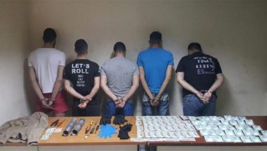 Photo of عصابة محترفة لسرقة السيارات نفذت أكثر من 40 عملية في قبضة شعبة المعلومات