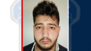 Photo of قام بقرصنة حساباتها وهددها بنشر صور غير لائقة لها.. وهذا ما اعترف به