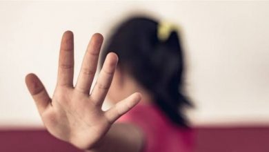 Photo of إتهموه بالتحرش بطفلة ووضع يده على منطقة حساسة لإجباره على إخلاء شقته المستأجرة