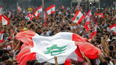 Photo of في لبنان فقط: السلطة “تتظاهر” ضد الشعب
