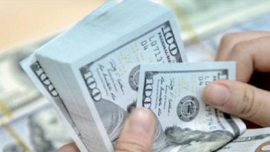 Photo of الدولار يرتفع من جديد.. هذه تسعيرته في السوق السوداء عصر اليوم
