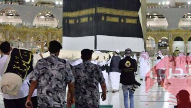 Photo of بالصور:استبدال كسوة الكعبة المشرفة..!!