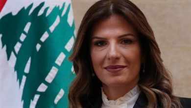 Photo of وزيرة العمل تصدر مذكرة بتمديد مهل دفع الرسوم في الوزارة