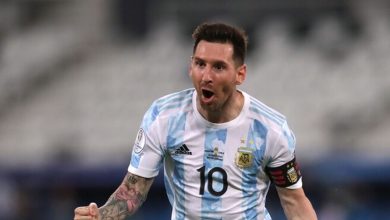 Photo of ميسي يستفزّ زميله السابق في برشلونة: أرقص الآن! (فيديو)