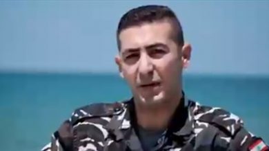 Photo of عنصر في قوى الأمن الداخلي يروي كيف أنقذ عائلة من الغرق! (فيديو)
